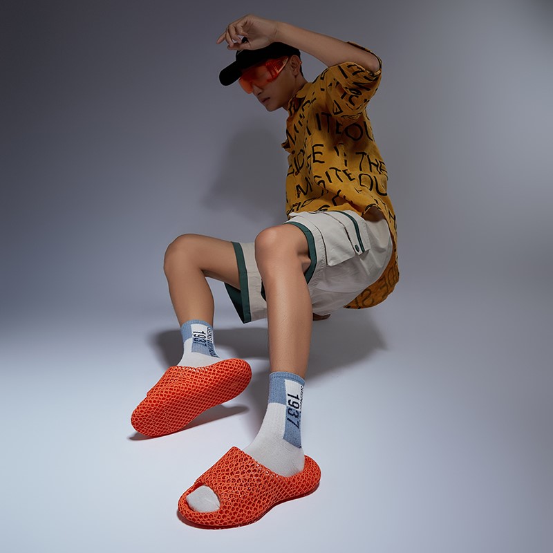 รองเท้าผ้าใบพิมพ์ลาย 3 มิติ โค - 3D Printing Outsole บทวิจารณ์และราคา